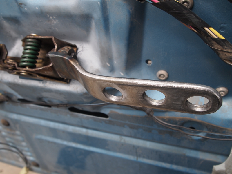 Illustration for article titled stupid ford door handles...something, something....
